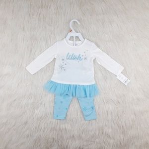 Carter's 12M Girl 2 piece baby set NWT.